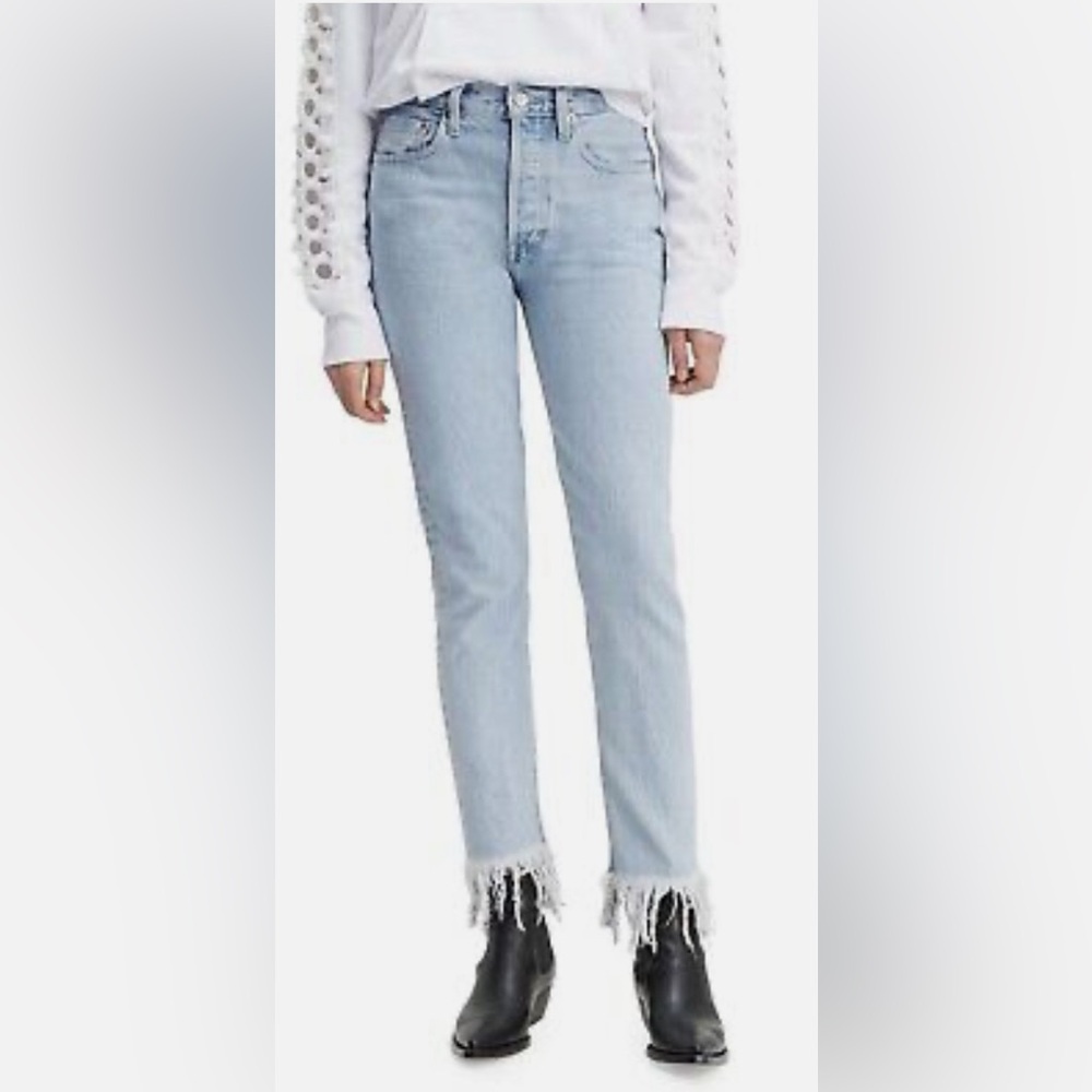 Levi’s Made & Crafted Fringe SKINNY Light Washed Jean(RedDot)